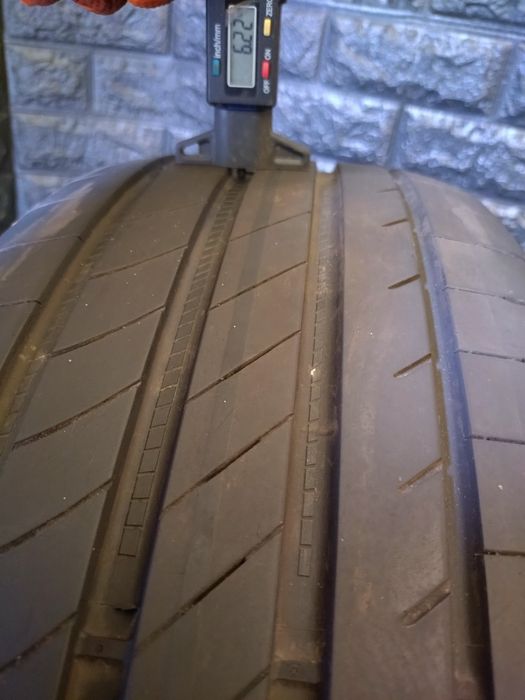 Opony Goodyear 225/60R17 Eagel F1 MO Asymetric 5