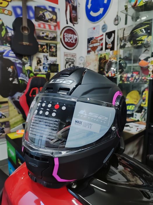 Capacetes como novos marca LS2