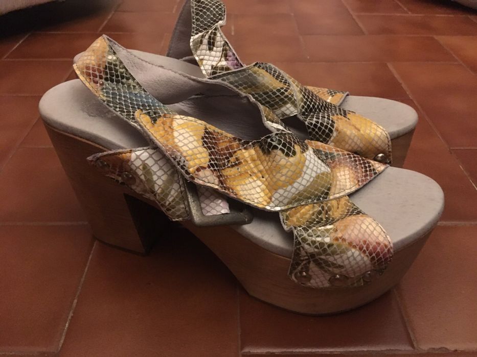 Sandálias64585478811778121