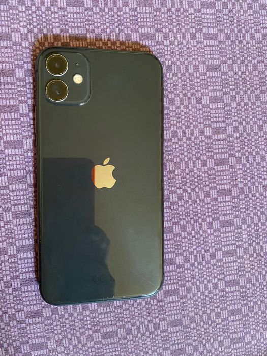 Продам Apple 11