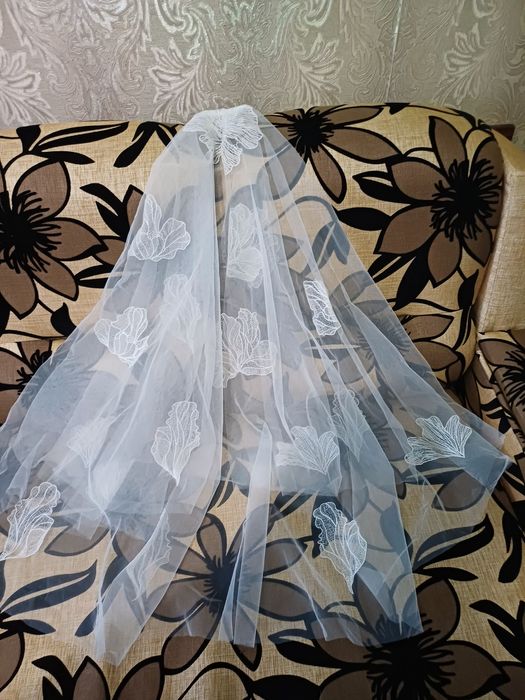 Фата на весілля,девишник