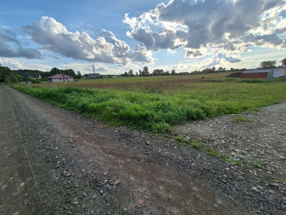 Dzialka budowlana z wydanymi warunkami w m. Cewlino