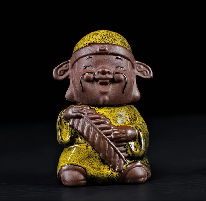 Елітний подарунковий набір китайського чаю з фігурками достатку