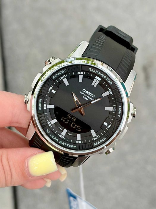 Чоловічий годинник Casio AMW-880-1A.
