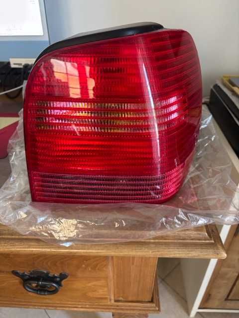 Farolim Traseiro Dto para VW Polo 1999