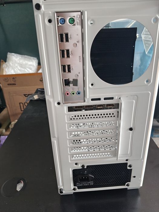 Biały komputer gamingowy. Nowy . GTX 1660