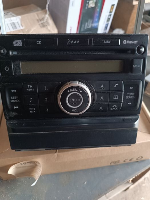 Штатна магнітола Nissan X-trail t31 з паролем