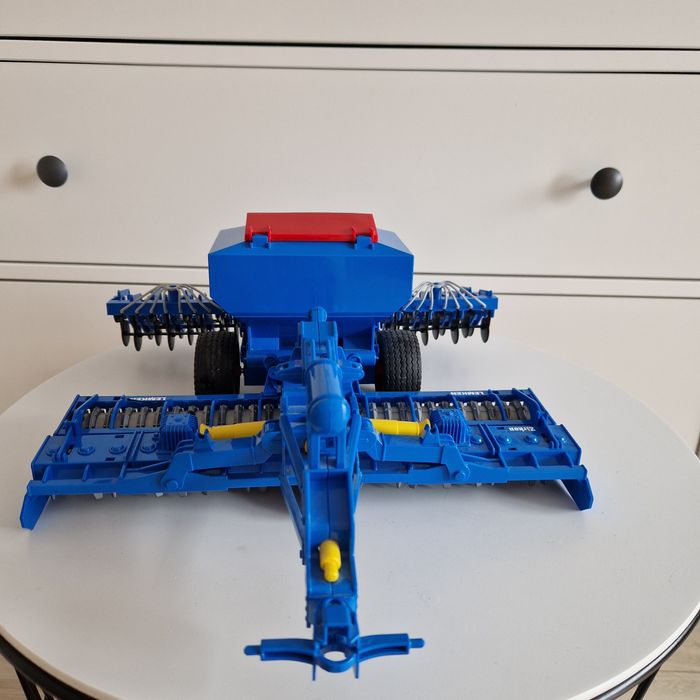 Bruder siewnik Lemken Solitair 9