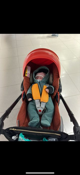 З базою! Автолюлька Cybex cloud q