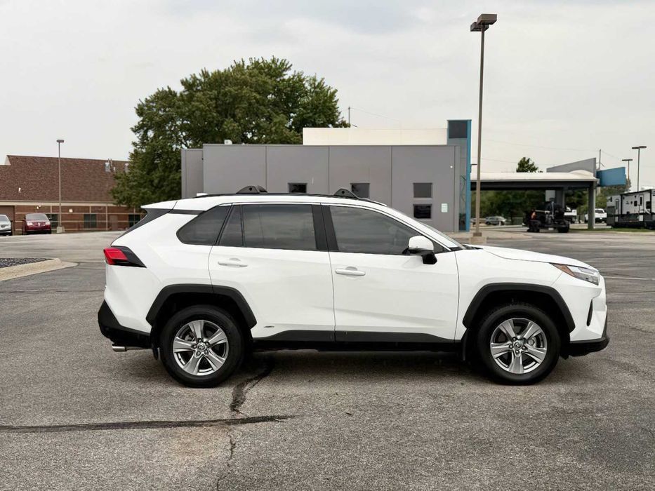 Toyota RAV4 2.5 Hybrid      2023