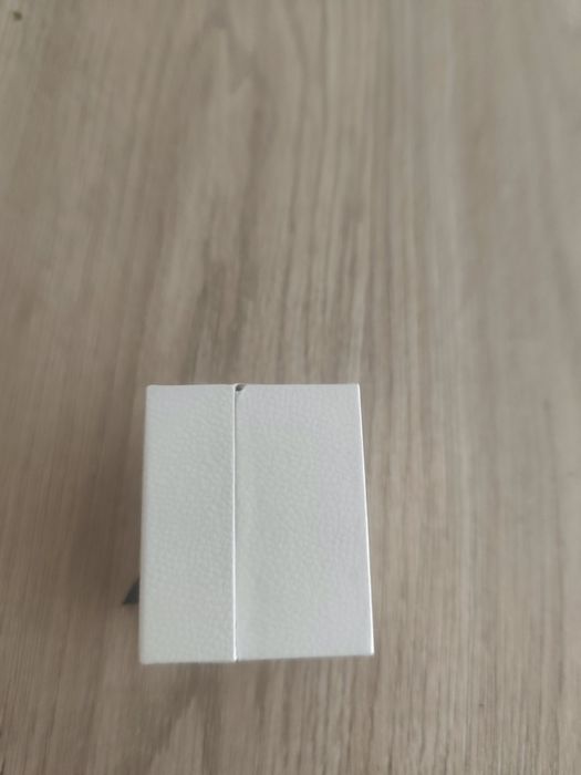 Pudełko na pierścionek lub zawieszkę pandora