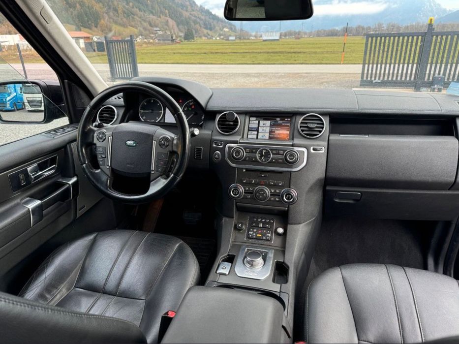 Land Rover Discovery 4