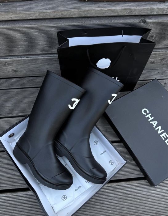 Чоботи CHANEL як з Pinterest