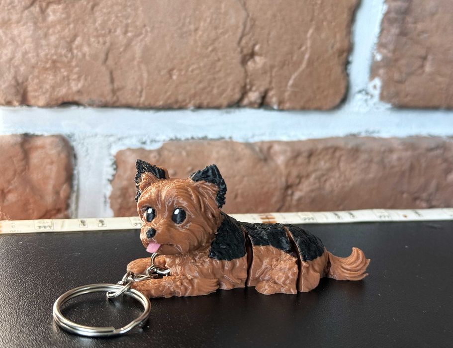 Yorkshire Terrier Piesek 3D – przegubowy brelok, ruchoma figurka