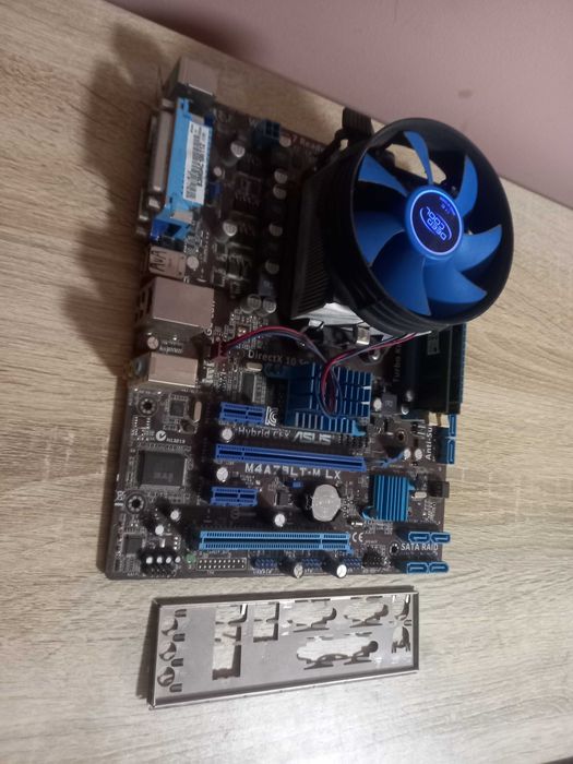 материньська плата комплект asus