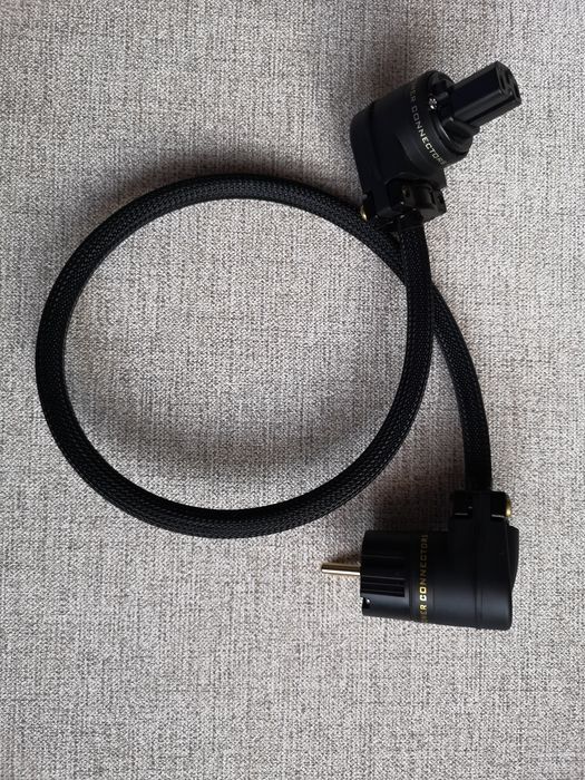Kabel zasilający audio Melodika 3x2.5 mm dł 0.75 m. Wtyki kątowe.