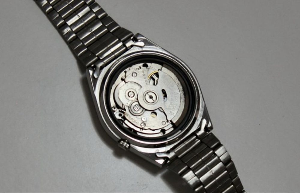 Seiko 5 Automático - Verde Metálico - Japan