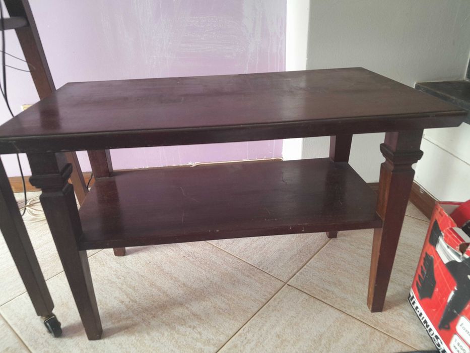 Mesa de apoio, retangular em madeira escura