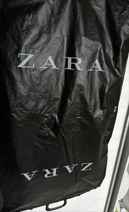 Чоловічий Zara костюм двійка класичний