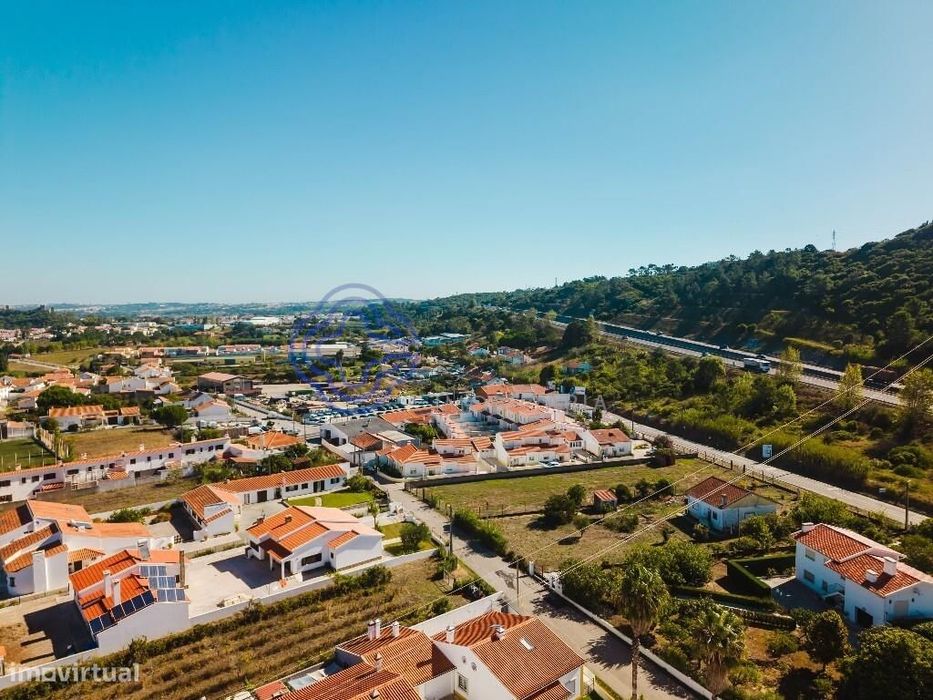 Moradia T3 independente com garagem na A-da-Gorda