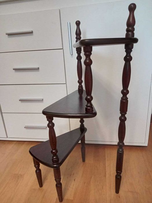 Подставка для цветов, украшений, игрушек