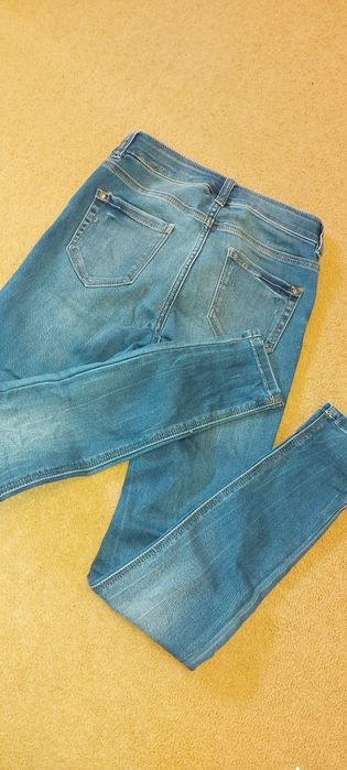 Джинси SKINNY на дівчинку 152см.