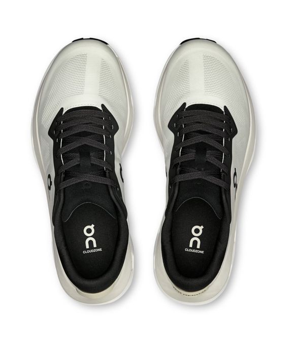 Кросівки On Cloudzone 27.5см