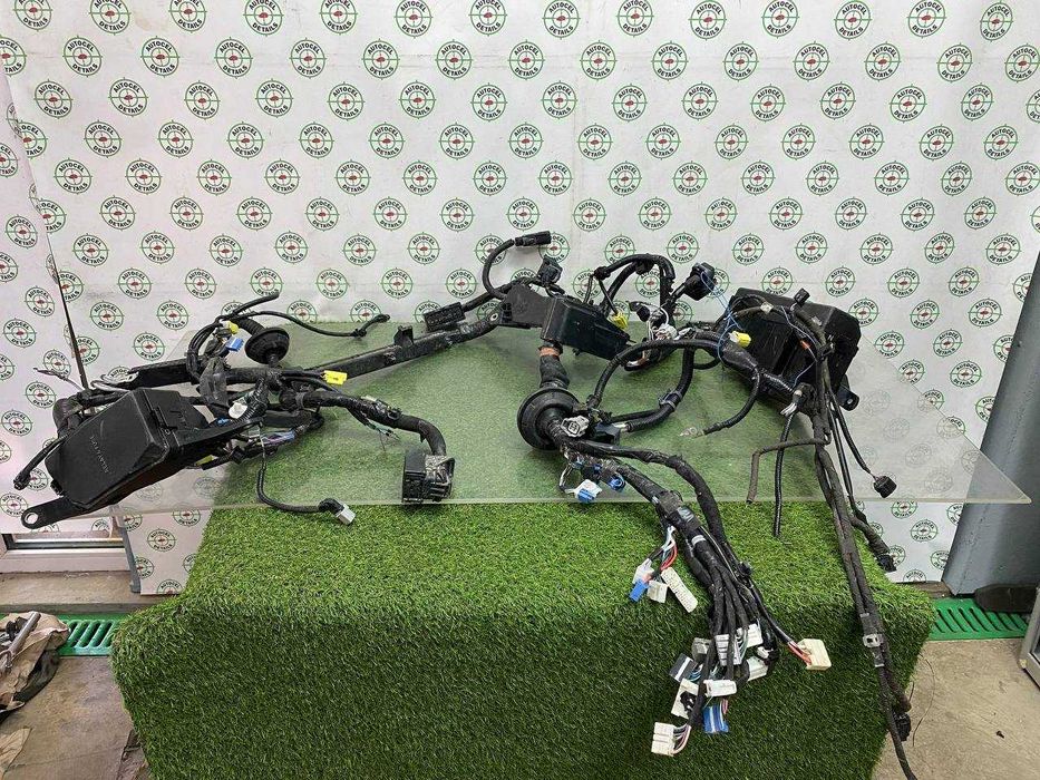 Блок предохранителей Toyota Camry 70 Lexus Es 2020 проводка фишки