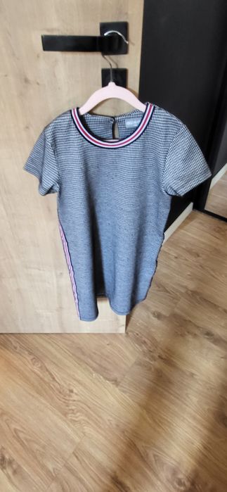 Sukienka 140cm Destination