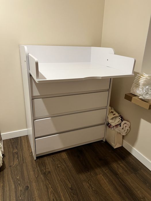 Пеленальний комод