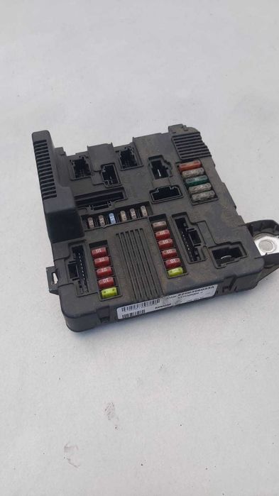 Caixa  fusíveis  megane 2