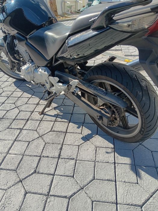 Moto cbf 500 ....