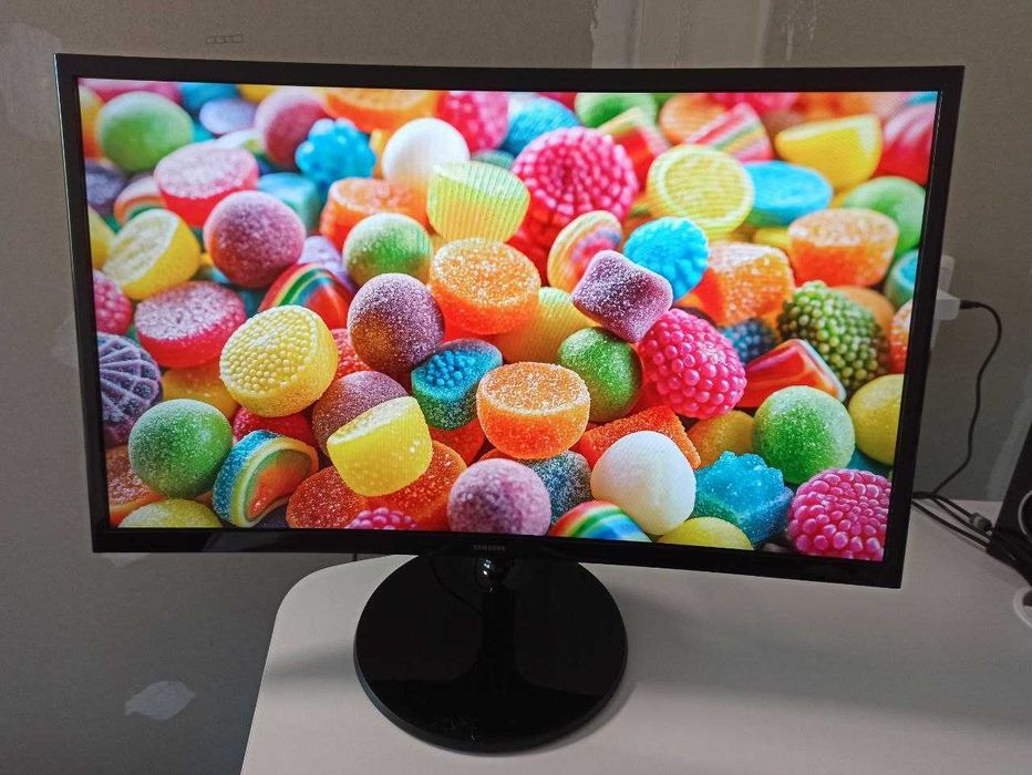 Samsung S24D360GAI 24" IPS 100Hz Full HD HDMI 12.2024 рік Коробка