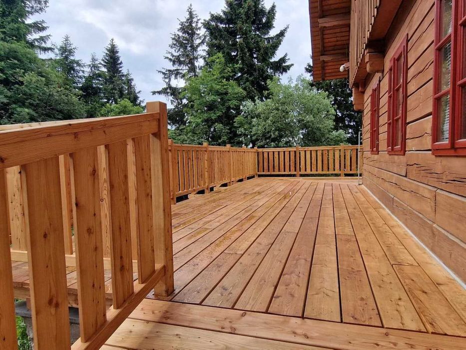 Deska na taras modrzew syberyjski 148x28 ryflowana gładka