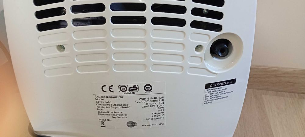 Osuszacz powietrza Equation DH-12, wydajność 12l/24h, poj. 2,5l, 20m2