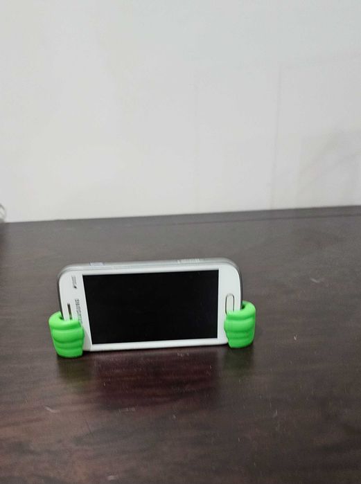 Suporte Criativo para Telemóvel