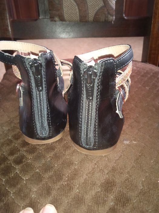 Босоніжки,босоножки,