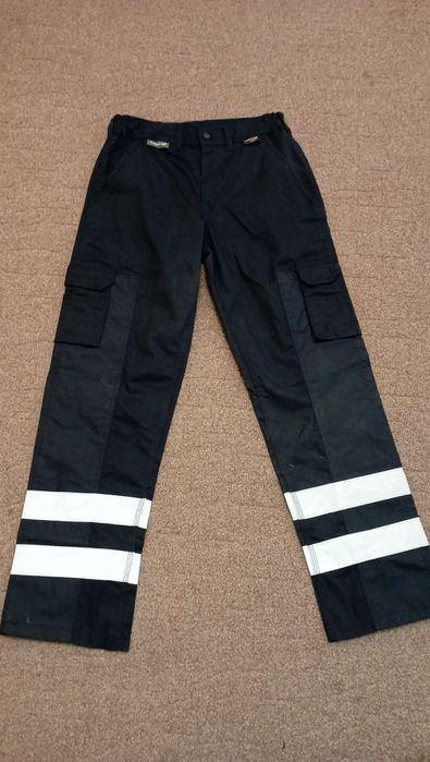 Робочі штани, робочий одяг, робочі шорти.
