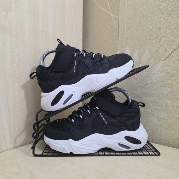 Дитячі утеплені кросівки Skechers розмір 32 оригінал