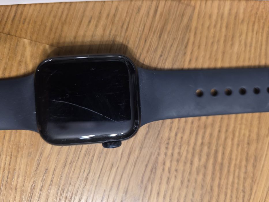 Apple watch se 40 celluar 2