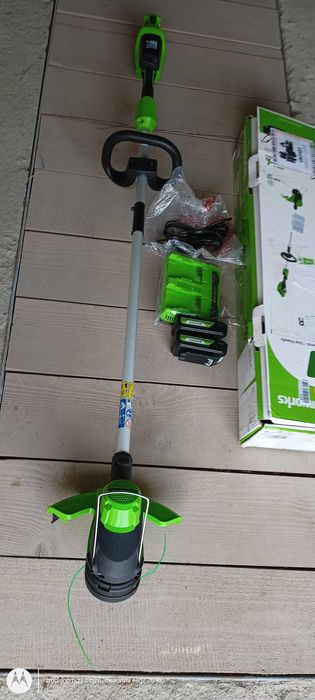 Sprzedam podkaszarkę G24X2LT Greenworks 48v,2x Aku,ładowarka