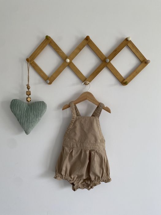 Kombinezon vrs len beżowy szelki 80 jak newbie