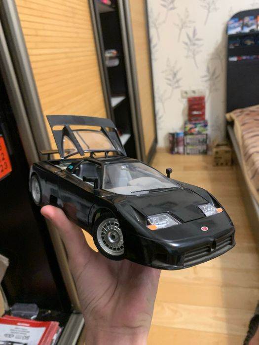 Модели масштабу 1/18