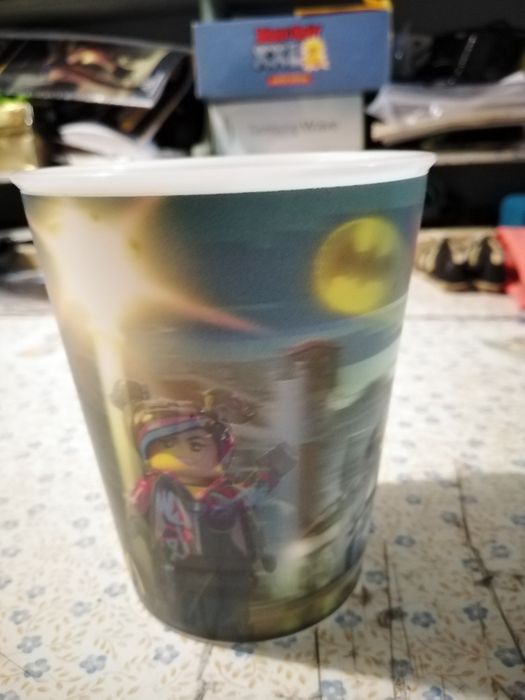 Vendo copo 3d bom estado