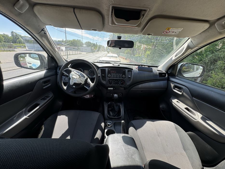 Mitsubisi L200   4x4  manual
