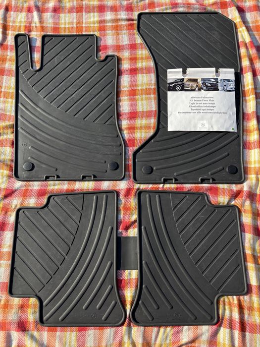 Oryginalne dywaniki Mercedes W211 S211 4Matic