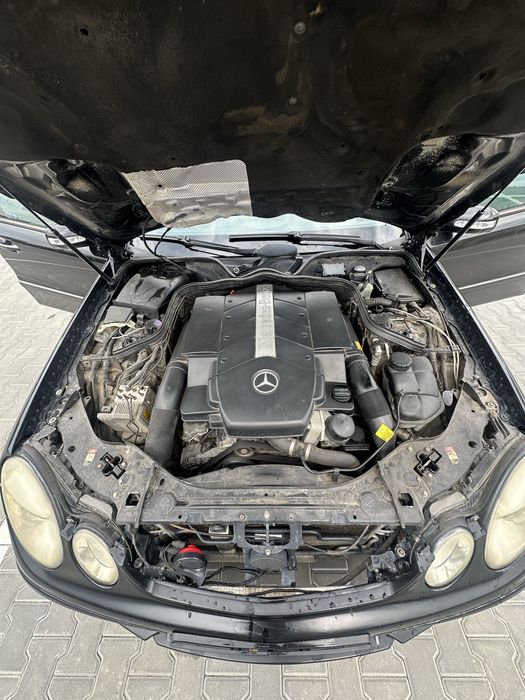 Mercedes Benz W211 E500