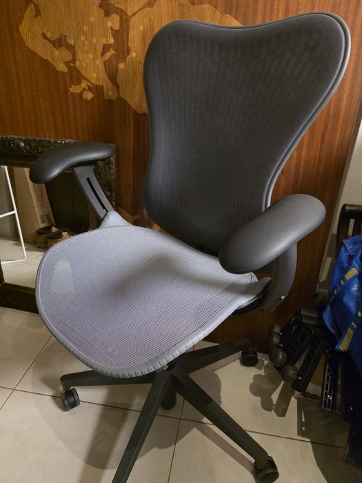 Fotel Herman Miller Mirra 2