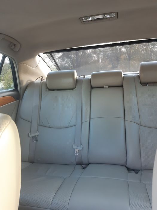 Продам Toyota Avalon