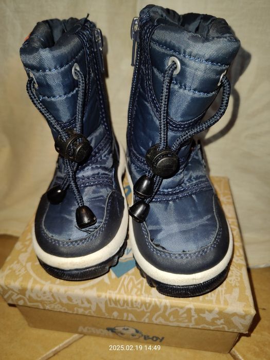 Buty zimowe 22 na zamek